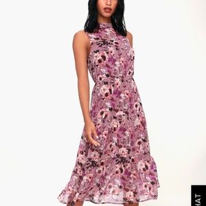 Lulu’s Mauve Floral Print Midi Dress